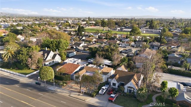 1314 E Chapman, Orange, CA 92866