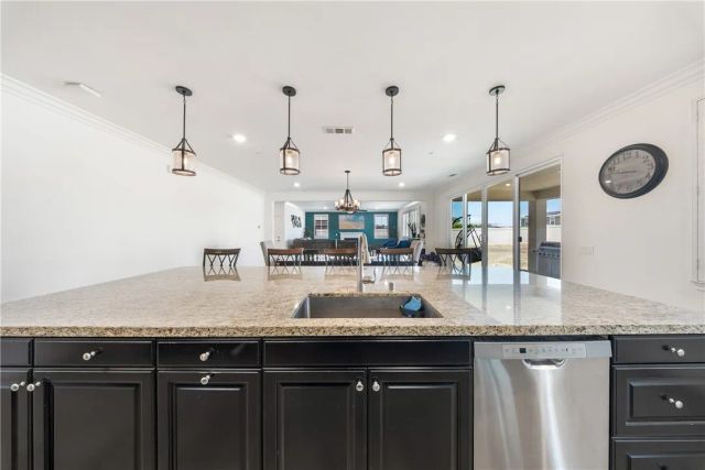 13862 Mardi Gras, Riverside, CA 92503