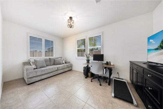 13862 Mardi Gras, Riverside, CA 92503