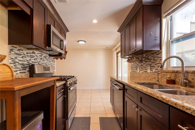 2877 NUTWOOD STREET, Clearwater, FL 33759