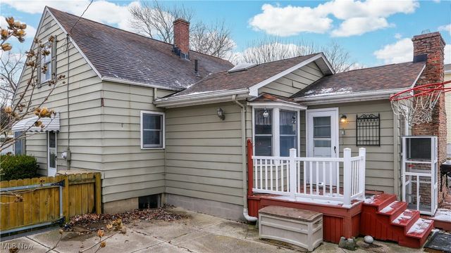 223 Madison Avenue, Cuyahoga Falls, OH 44221