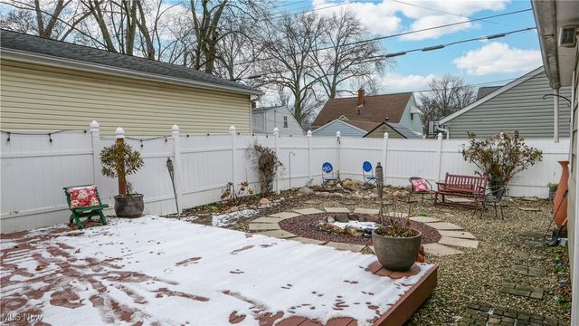 223 Madison Avenue, Cuyahoga Falls, OH 44221