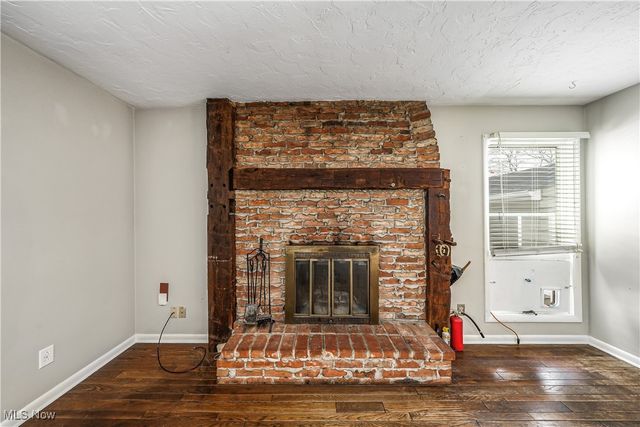 223 Madison Avenue, Cuyahoga Falls, OH 44221