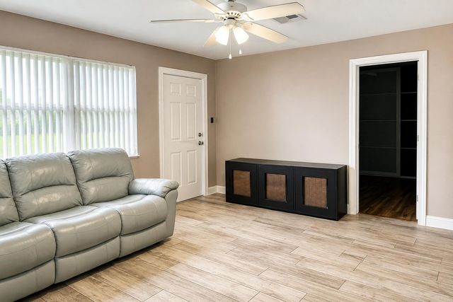 4344 S Mary Circle, Palm Beach Gardens, FL 33410