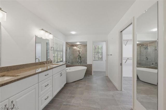 5356 Sycamore DR, Naples, FL 34119