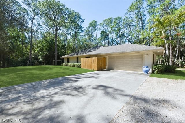 5356 Sycamore DR, Naples, FL 34119