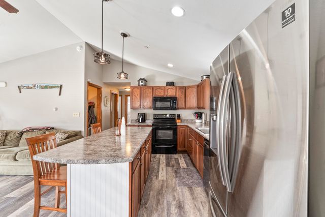 31 Redwood Lane, Sanford, ME 04073