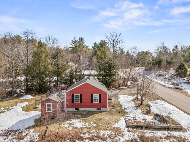31 Redwood Lane, Sanford, ME 04073