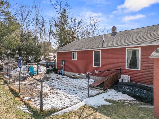31 Redwood Lane, Sanford, ME 04073
