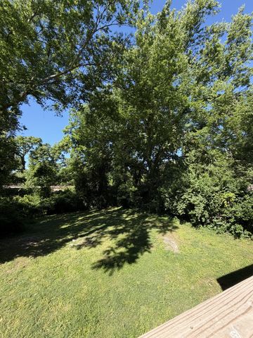 605 Transit Ave, Columbia, TN 38401