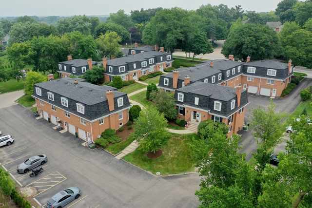 340 Eastern Avenue, Barrington, IL 60010