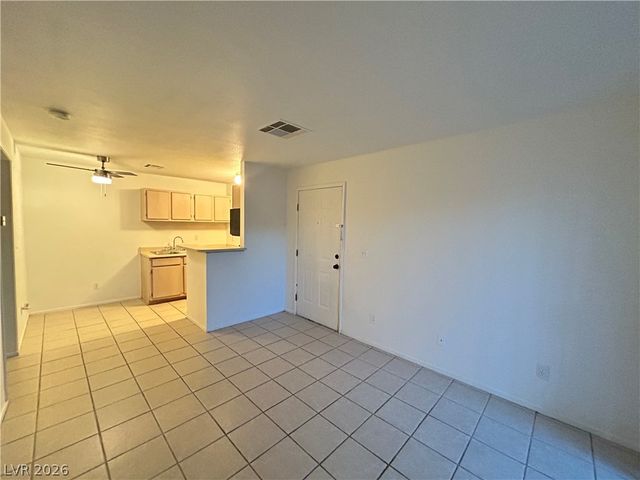 5111 Lindell Road 103, Las Vegas, NV 89118