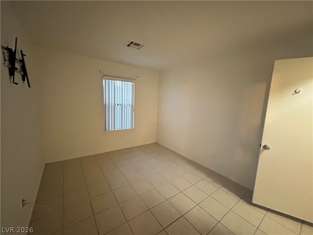 5111 Lindell Road 103, Las Vegas, NV 89118