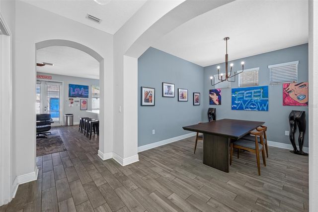 827 12TH AVENUE S, St Petersburg, FL 33701