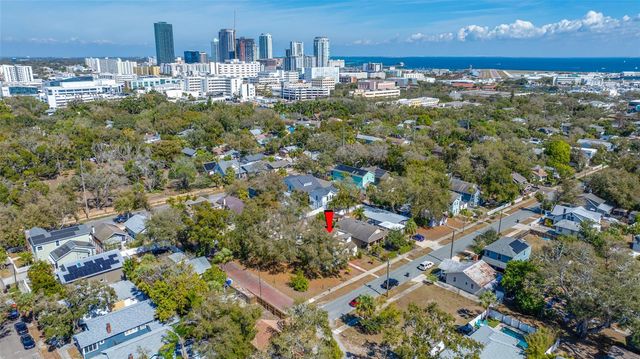 827 12TH AVENUE S, St Petersburg, FL 33701