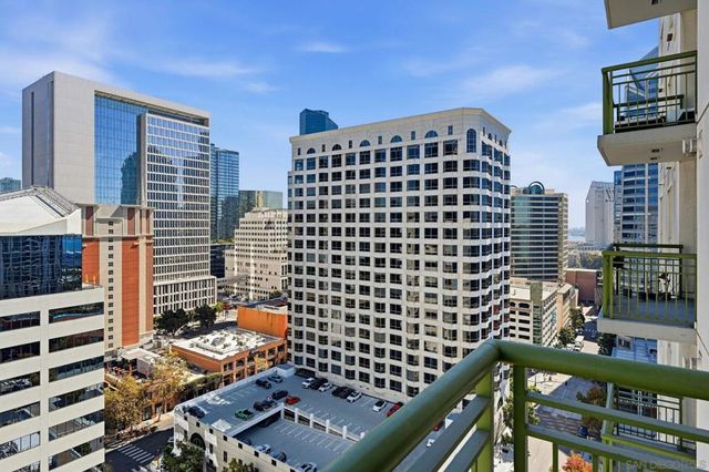 1240 India St 2005, San Diego, CA 92101