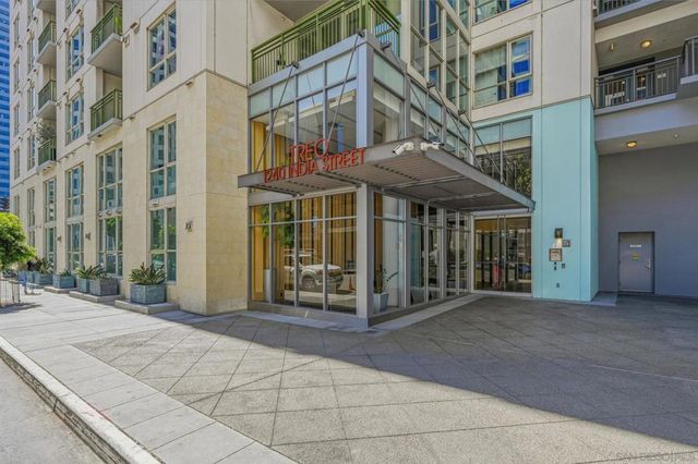 1240 India St 2005, San Diego, CA 92101