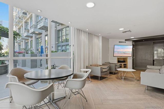 1240 India St 2005, San Diego, CA 92101