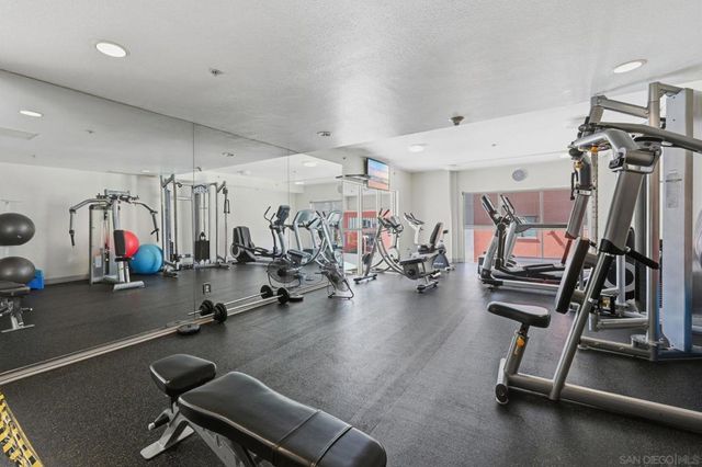 1240 India St 2005, San Diego, CA 92101