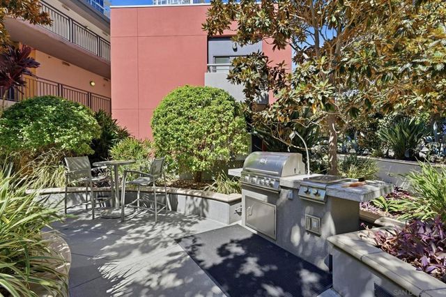 1240 India St 2005, San Diego, CA 92101