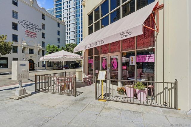 1240 India St 2005, San Diego, CA 92101