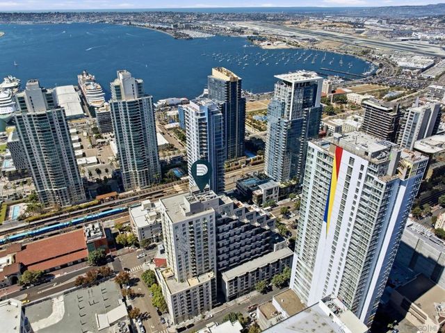 1240 India St 2005, San Diego, CA 92101