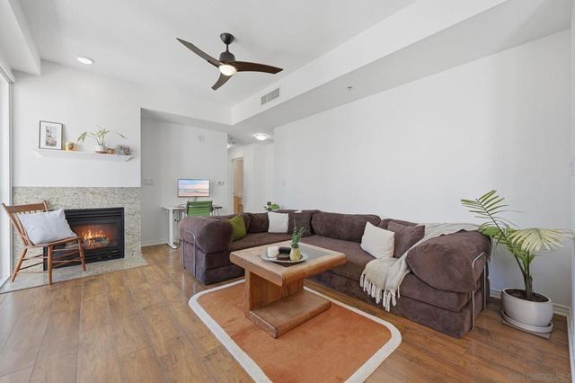 1240 India St 2005, San Diego, CA 92101