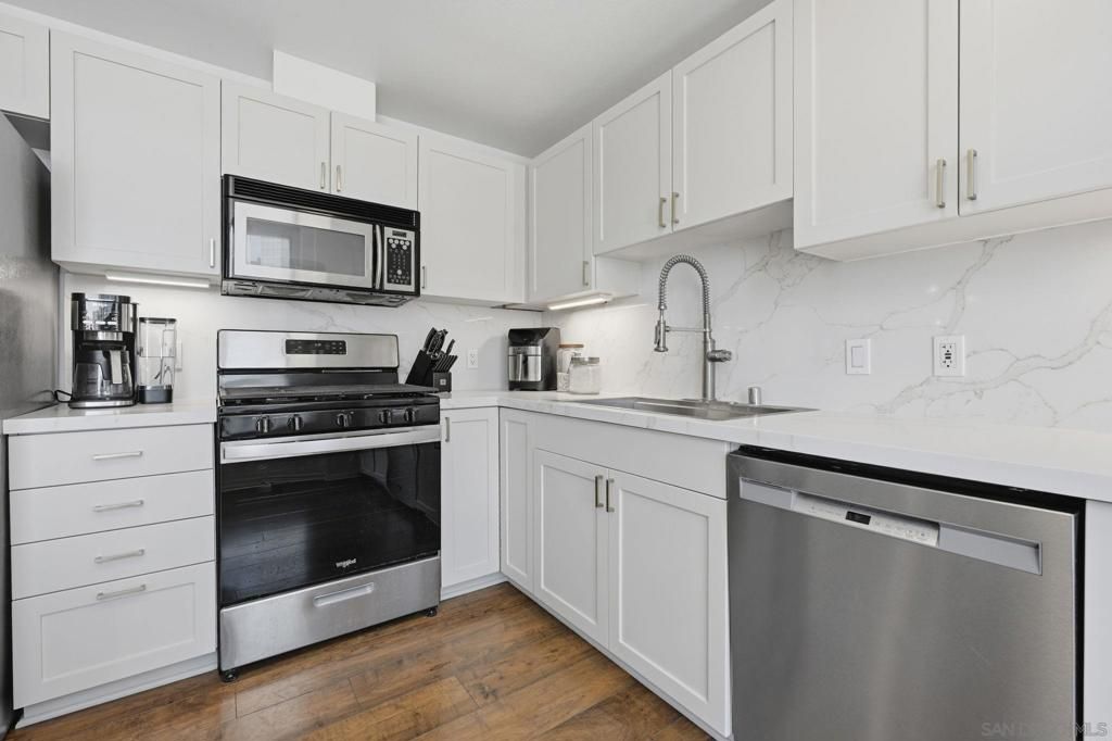1240 India St 2005, San Diego, CA 92101 — photo 5