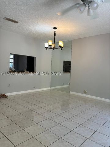 1157 NE 210th Ter 1157, Miami, FL 33179