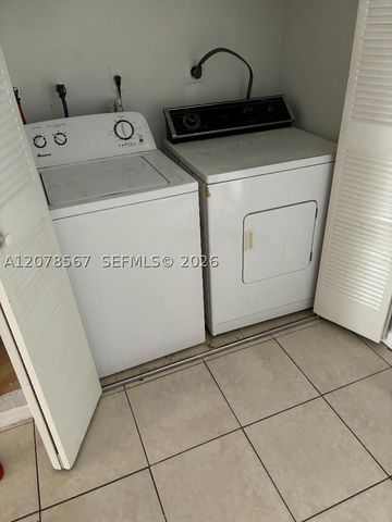 1157 NE 210th Ter 1157, Miami, FL 33179
