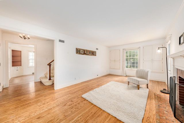 5044 N 67th STREET, Milwaukee, WI 53218