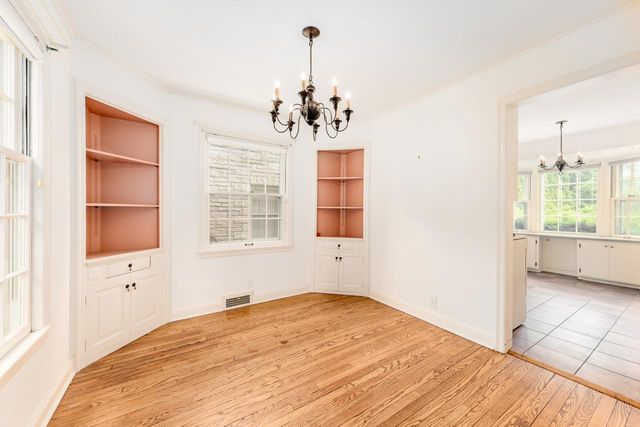 5044 N 67th STREET, Milwaukee, WI 53218