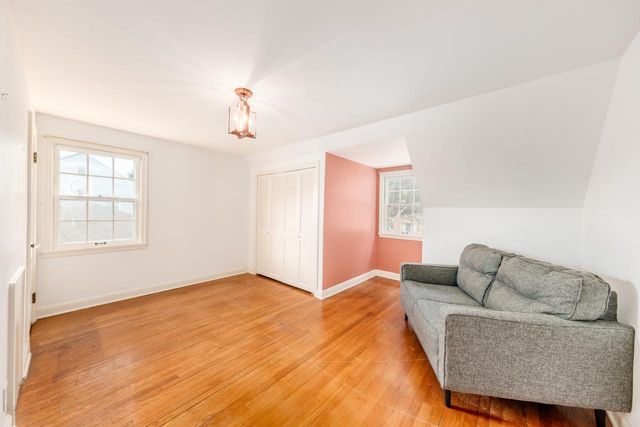 5044 N 67th STREET, Milwaukee, WI 53218