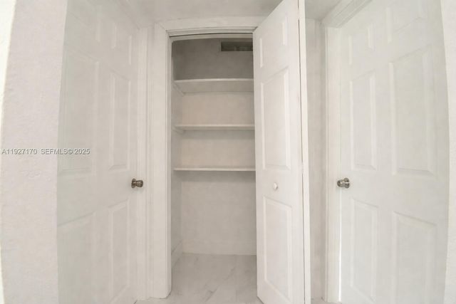 14920 Garfield Dr, Homestead, FL 33033