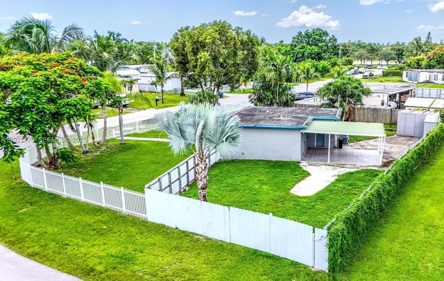 14920 Garfield Dr, Homestead, FL 33033