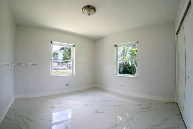 14920 Garfield Dr, Homestead, FL 33033