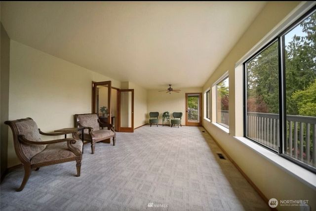 739 NE Woods Court, Bremerton, WA 98311