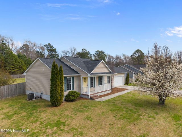 115 Laredo Drive, Jacksonville, NC 28540