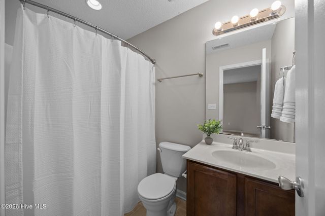 115 Laredo Drive, Jacksonville, NC 28540