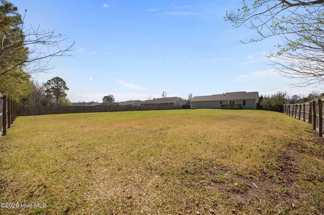 115 Laredo Drive, Jacksonville, NC 28540