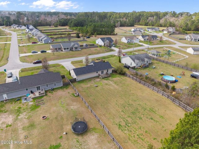 115 Laredo Drive, Jacksonville, NC 28540