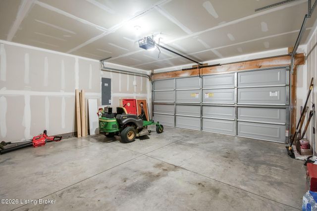 104 Bethel Springs Dr, Mt Washington, KY 40047