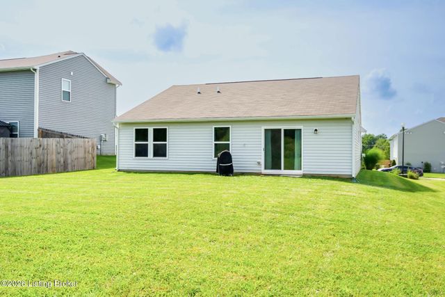 104 Bethel Springs Dr, Mt Washington, KY 40047