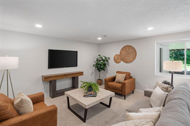 8930 N Minnehaha Circle, Saint Louis Park, MN 55426