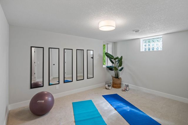 8930 N Minnehaha Circle, Saint Louis Park, MN 55426
