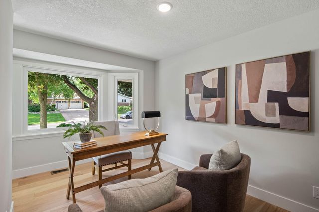 8930 N Minnehaha Circle, Saint Louis Park, MN 55426