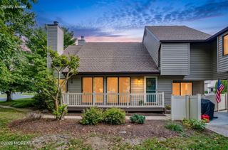 109 Cotswold Circle #213, Ocean Twp, NJ 07712