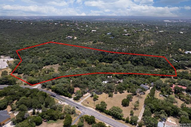 13931 Old Scenic Loop Rd, Helotes, TX 78023