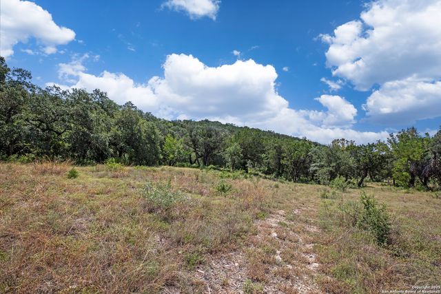 13931 Old Scenic Loop Rd, Helotes, TX 78023
