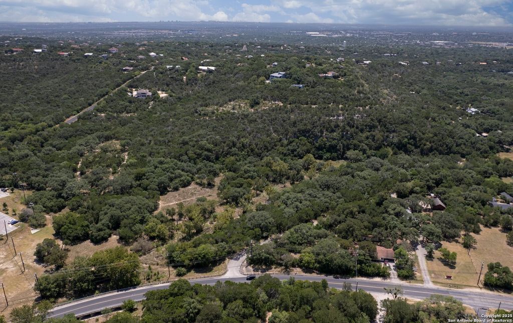 13931 Old Scenic Loop Rd, Helotes, TX 78023